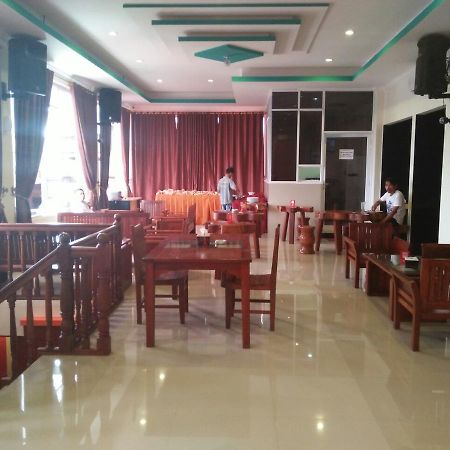 Benhur Hotel Padang  Dış mekan fotoğraf